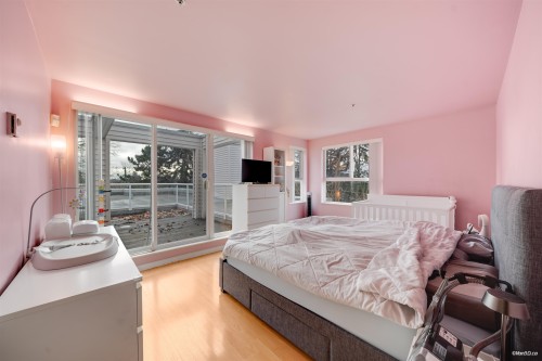 301-7700 Gilbert Road, Richmond, BC 