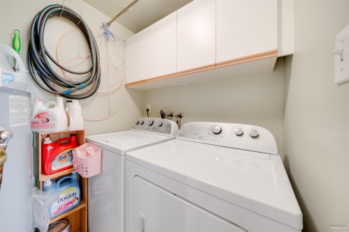 301-7700 Gilbert Road, Richmond, BC 