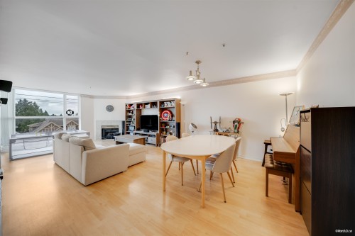 301-7700 Gilbert Road, Richmond, BC 