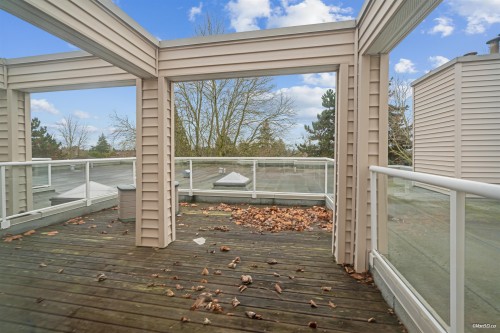 301-7700 Gilbert Road, Richmond, BC 