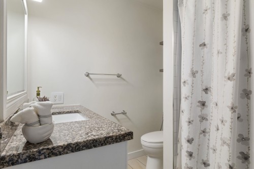 3950 Trenton Place, North Vancouver, BC 