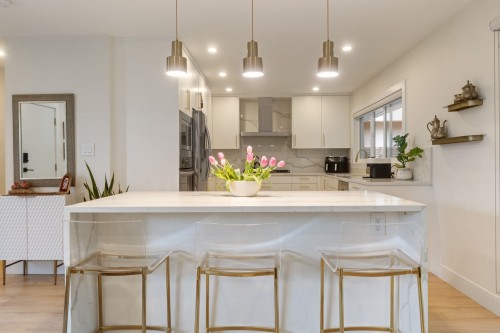 3950 Trenton Place, North Vancouver, BC 