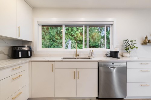 3950 Trenton Place, North Vancouver, BC 