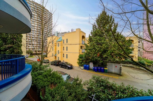 212-1924 Comox Street, Vancouver, BC 