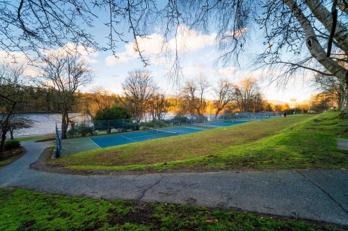 212-1924 Comox Street, Vancouver, BC 