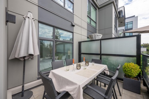 208-707 3Rd Street E, North Vancouver, BC 