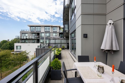 208-707 3Rd Street E, North Vancouver, BC 