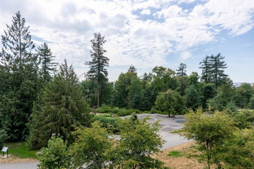 208-707 3Rd Street E, North Vancouver, BC 