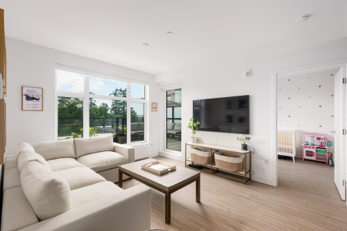 208-707 3Rd Street E, North Vancouver, BC 