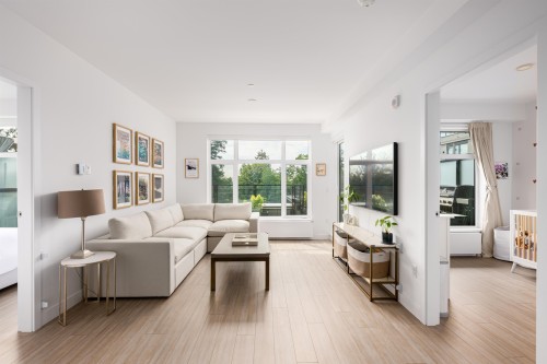 208-707 3Rd Street E, North Vancouver, BC 