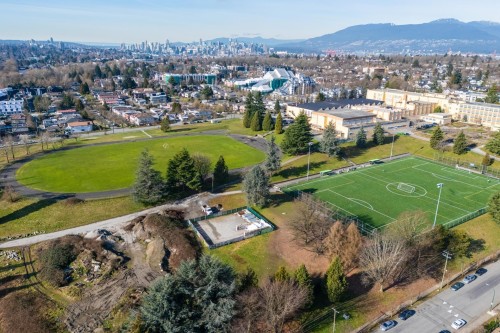 2728 7Th Avenue E, Vancouver, BC 