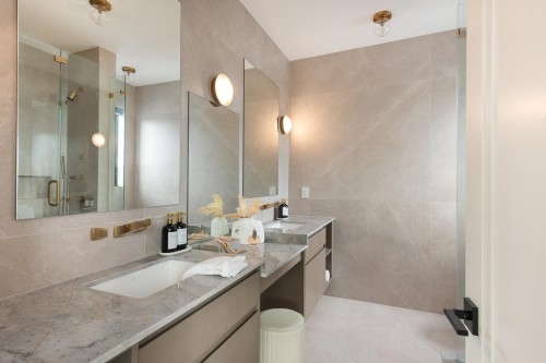 4413 Oxford Street, Burnaby, BC 