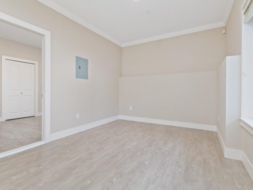 102-4577 Slocan Street, Vancouver, BC 