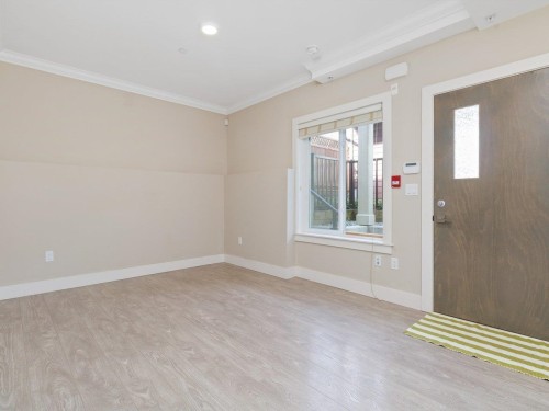 102-4577 Slocan Street, Vancouver, BC 