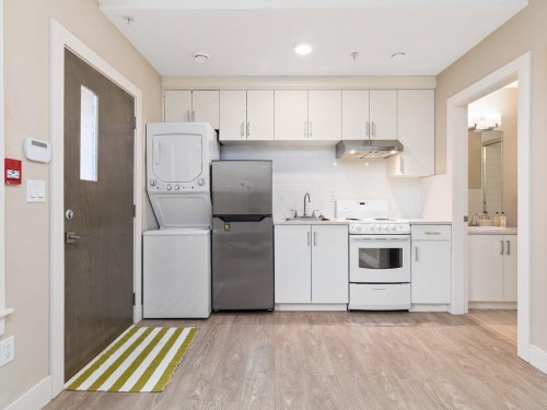 102-4577 Slocan Street, Vancouver, BC 