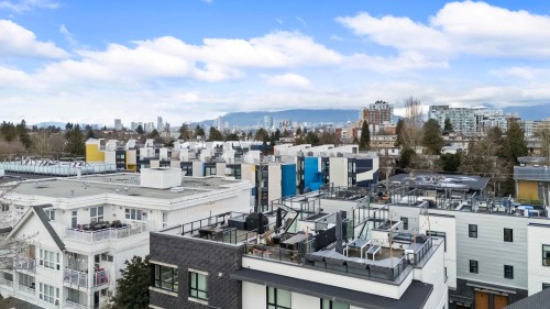 3-365 16Th Avenue E, Vancouver, BC 