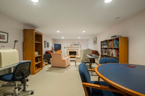 541 Cochrane Avenue, Coquitlam, BC 