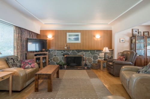 541 Cochrane Avenue, Coquitlam, BC 