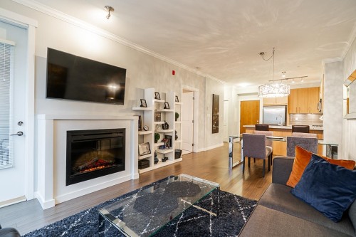 403-139 22Nd Street W, North Vancouver, BC 