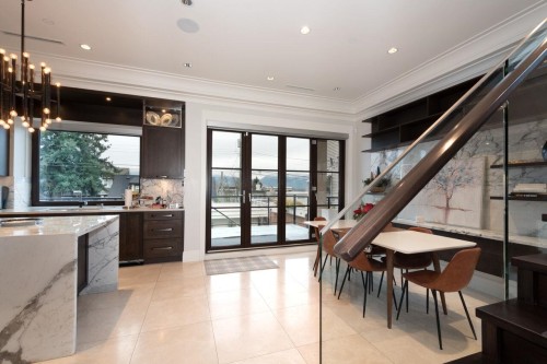 3739 24Th Avenue W, Vancouver, BC 