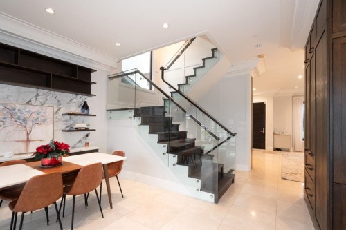 3739 24Th Avenue W, Vancouver, BC 