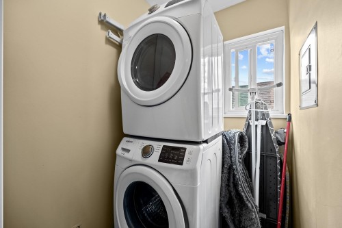 3579 18Th Avenue W, Vancouver, BC 