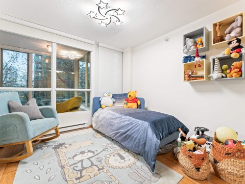 306-1328 Pender Street W, Vancouver, BC 