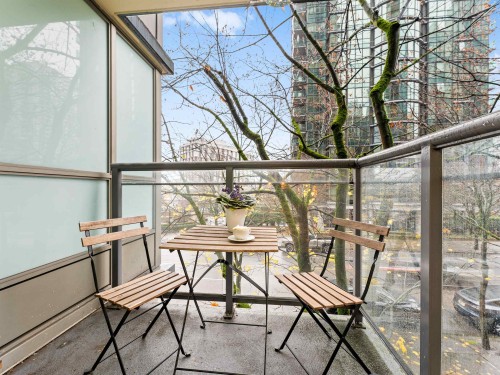 306-1328 Pender Street W, Vancouver, BC 