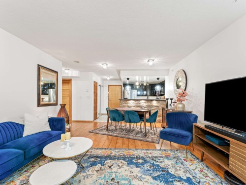 306-1328 Pender Street W, Vancouver, BC 