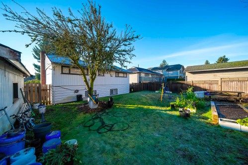 915 Walls Avenue, Coquitlam, BC 