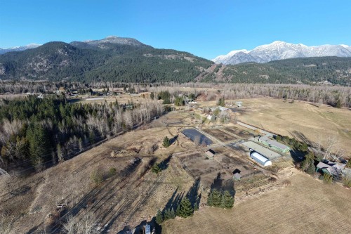 7395 Clover Road, Pemberton, BC 