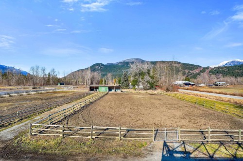 7395 Clover Road, Pemberton, BC 