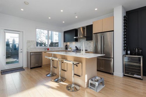 17-602 Lile Drive, North Vancouver, BC 