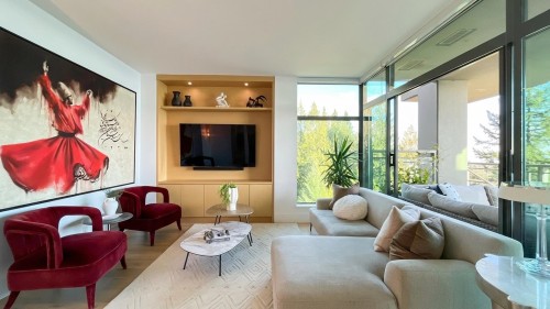 801-3315 Cypress Place, West Vancouver, BC 