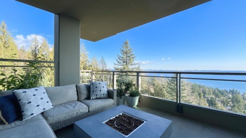 801-3315 Cypress Place, West Vancouver, BC 