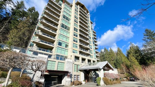 801-3315 Cypress Place, West Vancouver, BC 