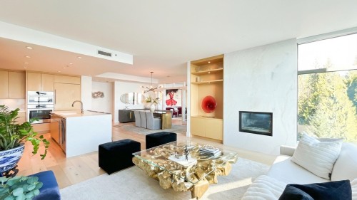 801-3315 Cypress Place, West Vancouver, BC 