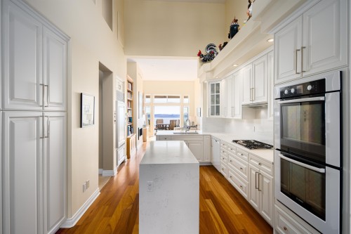 9-5110 Alderfeild Place, West Vancouver, BC 