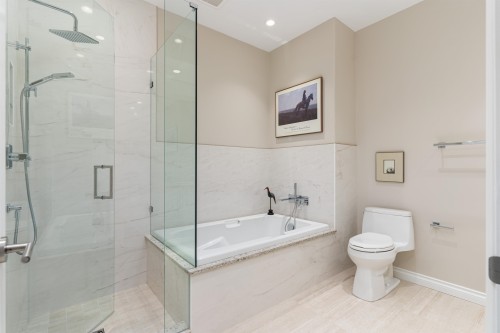 9-5110 Alderfeild Place, West Vancouver, BC 