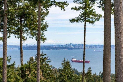 9-5110 Alderfeild Place, West Vancouver, BC 