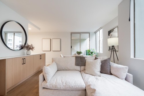 608-2004 Fullerton Avenue, North Vancouver, BC 