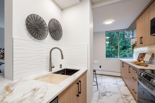 608-2004 Fullerton Avenue, North Vancouver, BC 