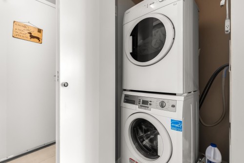 602-1178 Heffley Crescent, Coquitlam, BC 