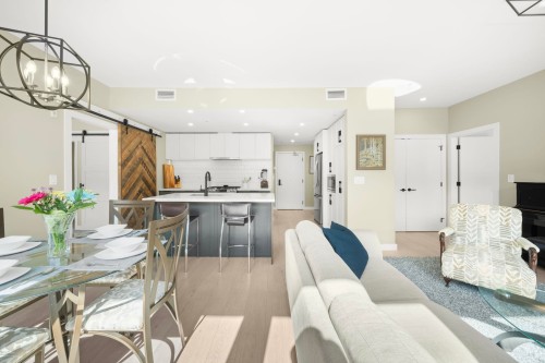 605-3038 St George Street, Port Moody, BC 