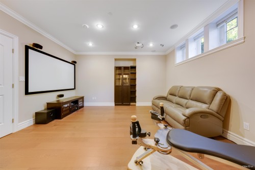 4042 20Th Avenue W, Vancouver, BC 