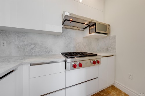 4042 20Th Avenue W, Vancouver, BC 