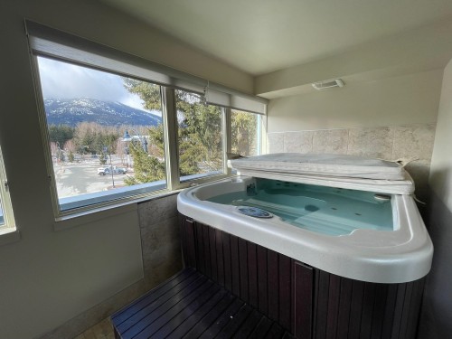 Week 50-4321 Village Gate Boulevard, Whistler, BC 