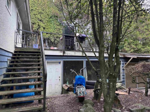 8356 Elliott Street, Vancouver, BC 