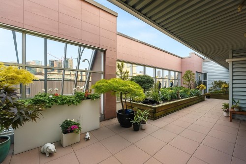 202-1750 2Nd Avenue W, Vancouver, BC 