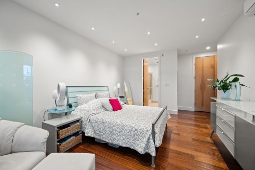 202-1750 2Nd Avenue W, Vancouver, BC 